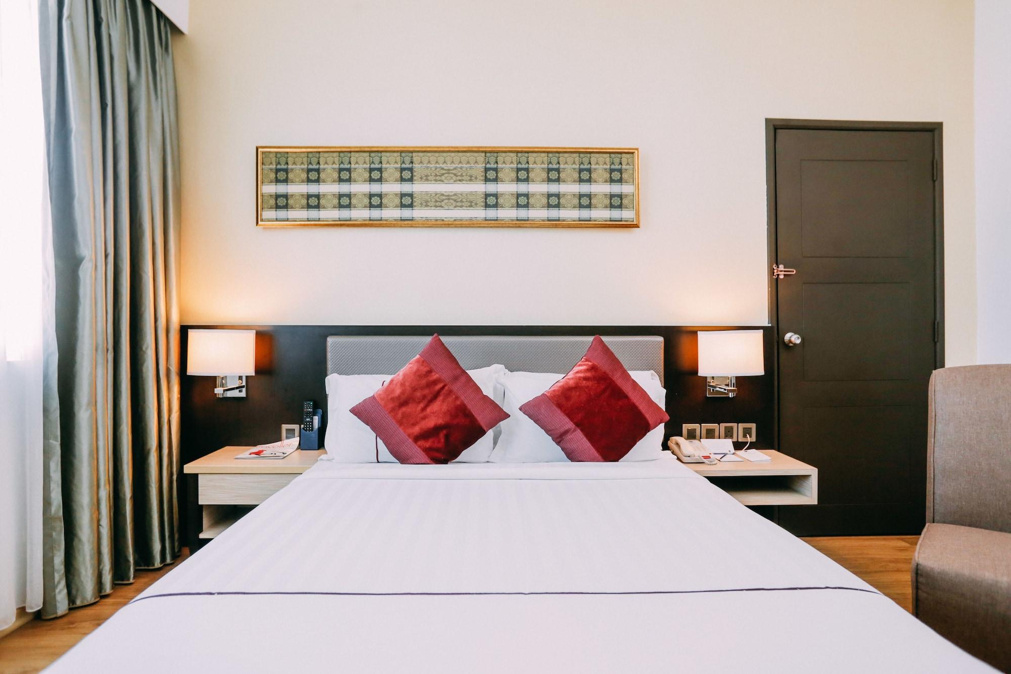 Hotel Granada Johor Bahru Buitenkant foto