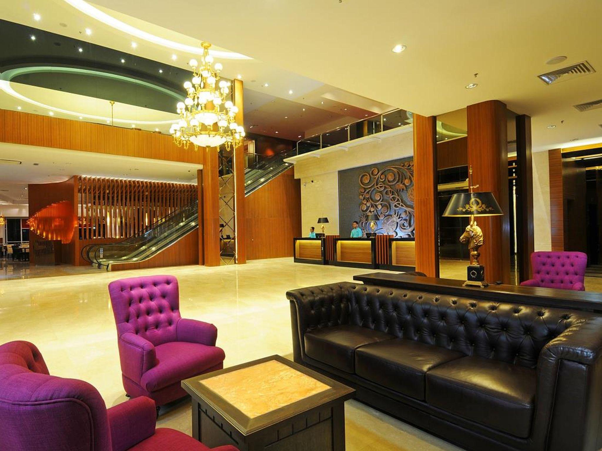 Hotel Granada Johor Bahru Buitenkant foto
